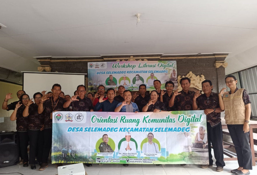 RUANG KOMUNITAS DIGITAL DESA SELEMADEG MENGADAKAN WORKSHOP LITERASI DIGITAL